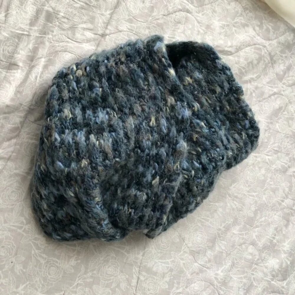 Blue Infinity Scarf - Picture 1 of 3